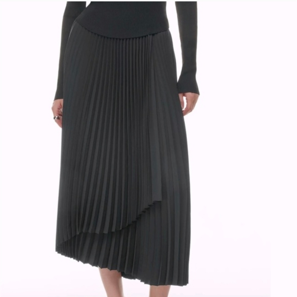 Babaton Aritzia Black Ladder Skirt, Small